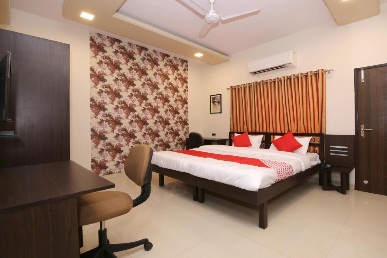 Capital O 36691 Hotel Aashirwad Inn Jabalpur Buitenkant foto
