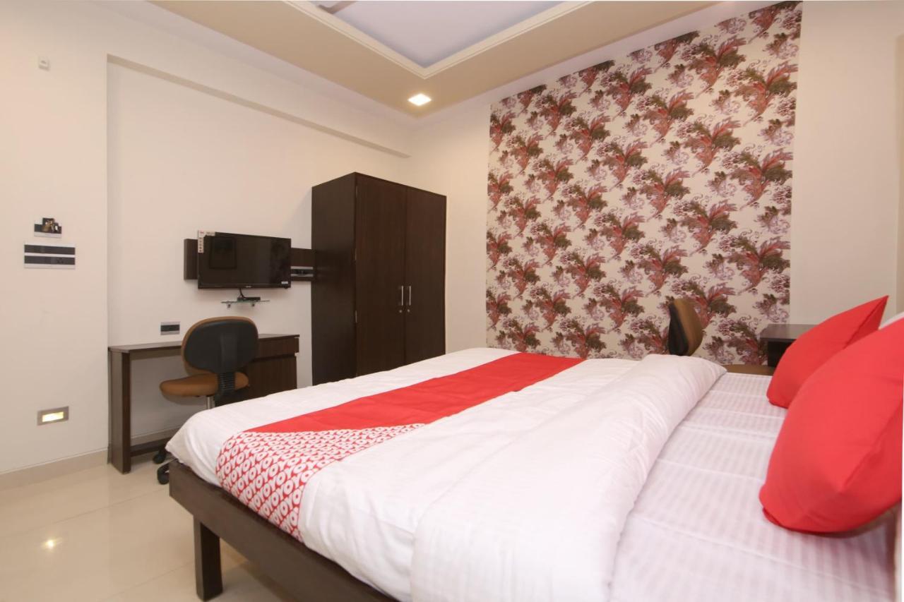 Capital O 36691 Hotel Aashirwad Inn Jabalpur Buitenkant foto