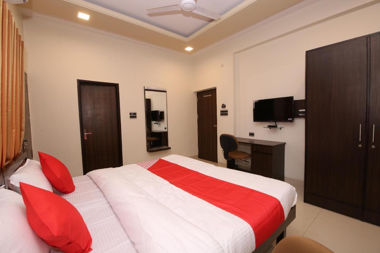 Capital O 36691 Hotel Aashirwad Inn Jabalpur Buitenkant foto