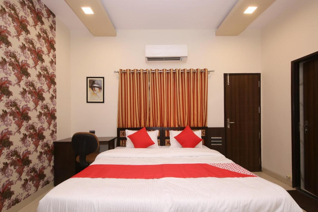 Capital O 36691 Hotel Aashirwad Inn Jabalpur Buitenkant foto